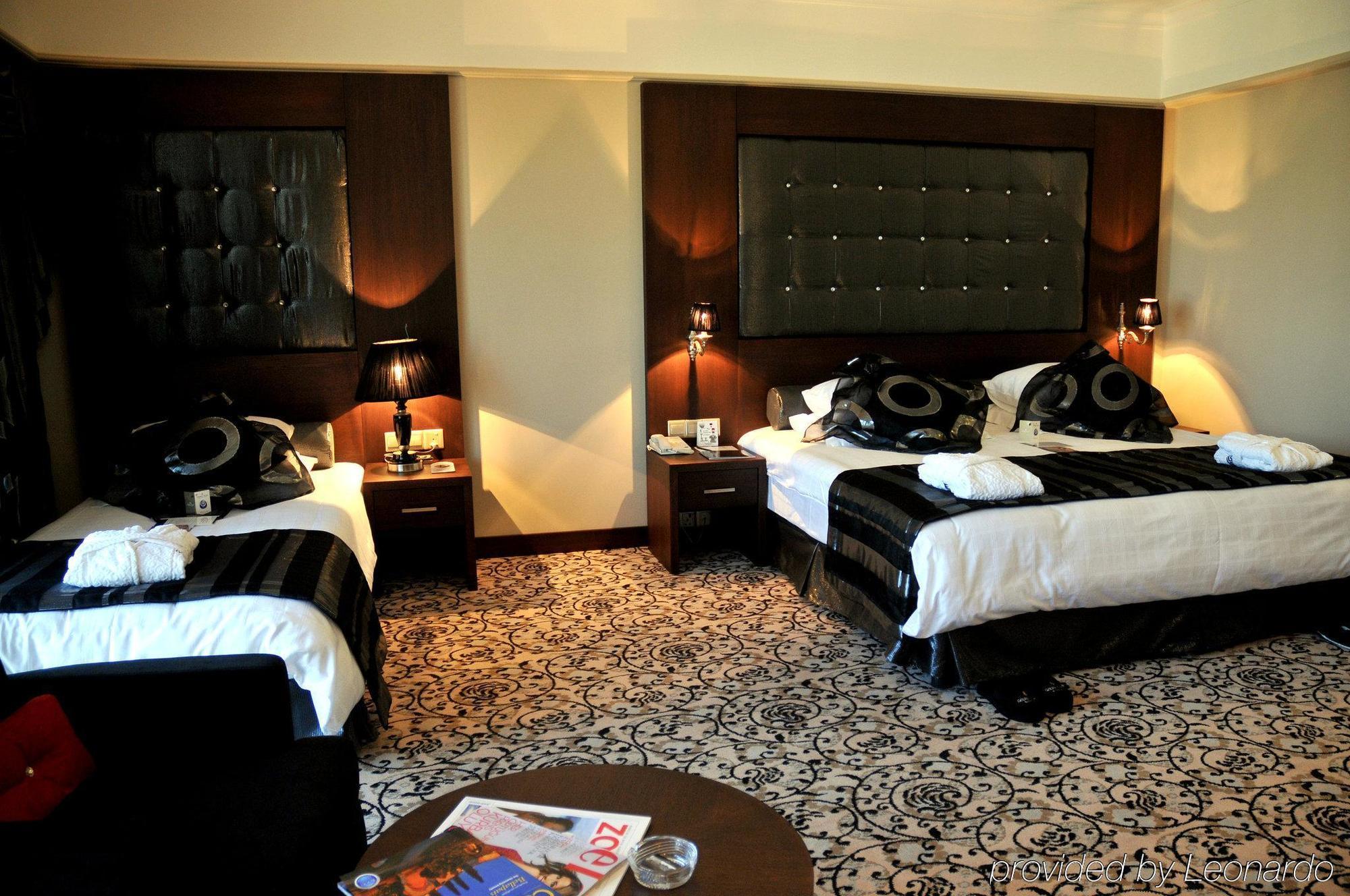 Grand Pasha Luxury Central Nicosia Hotel & Casino Room photo