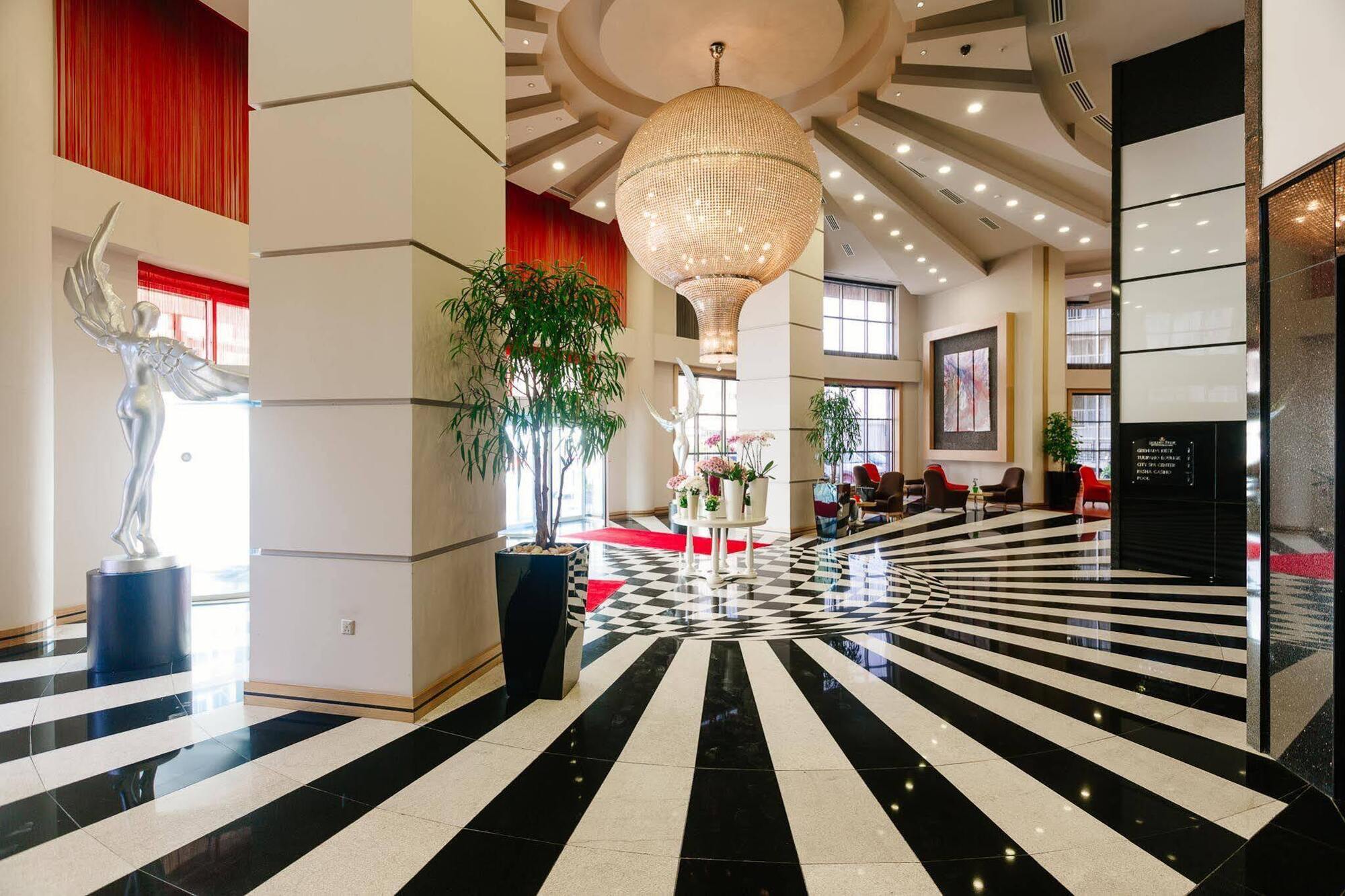 Grand Pasha Luxury Central Nicosia Hotel & Casino Exterior photo