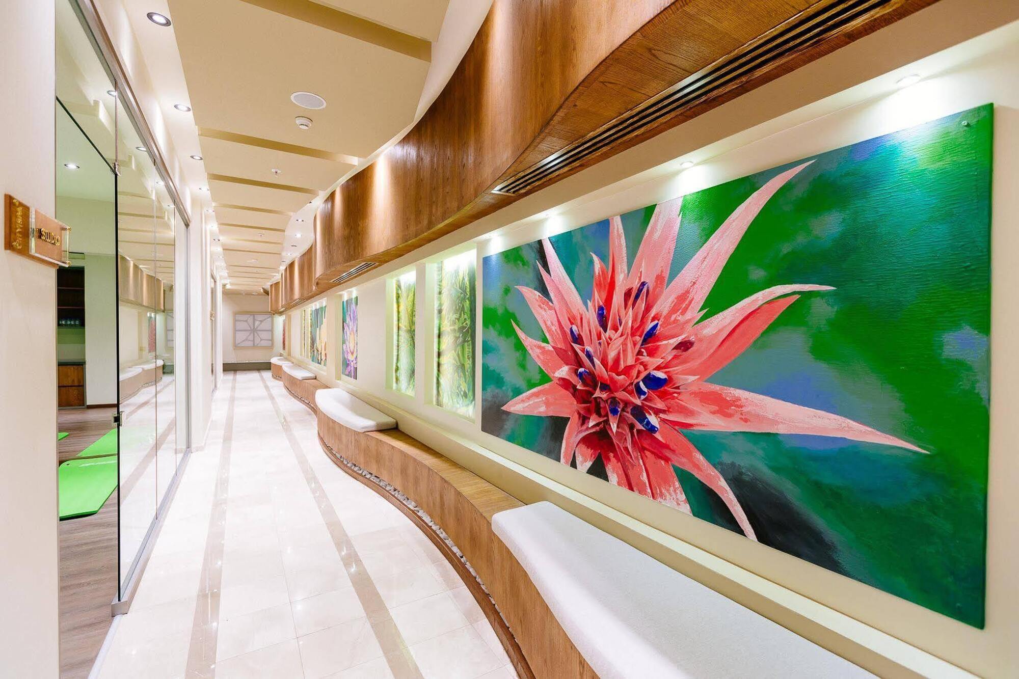 Grand Pasha Luxury Central Nicosia Hotel & Casino Exterior photo